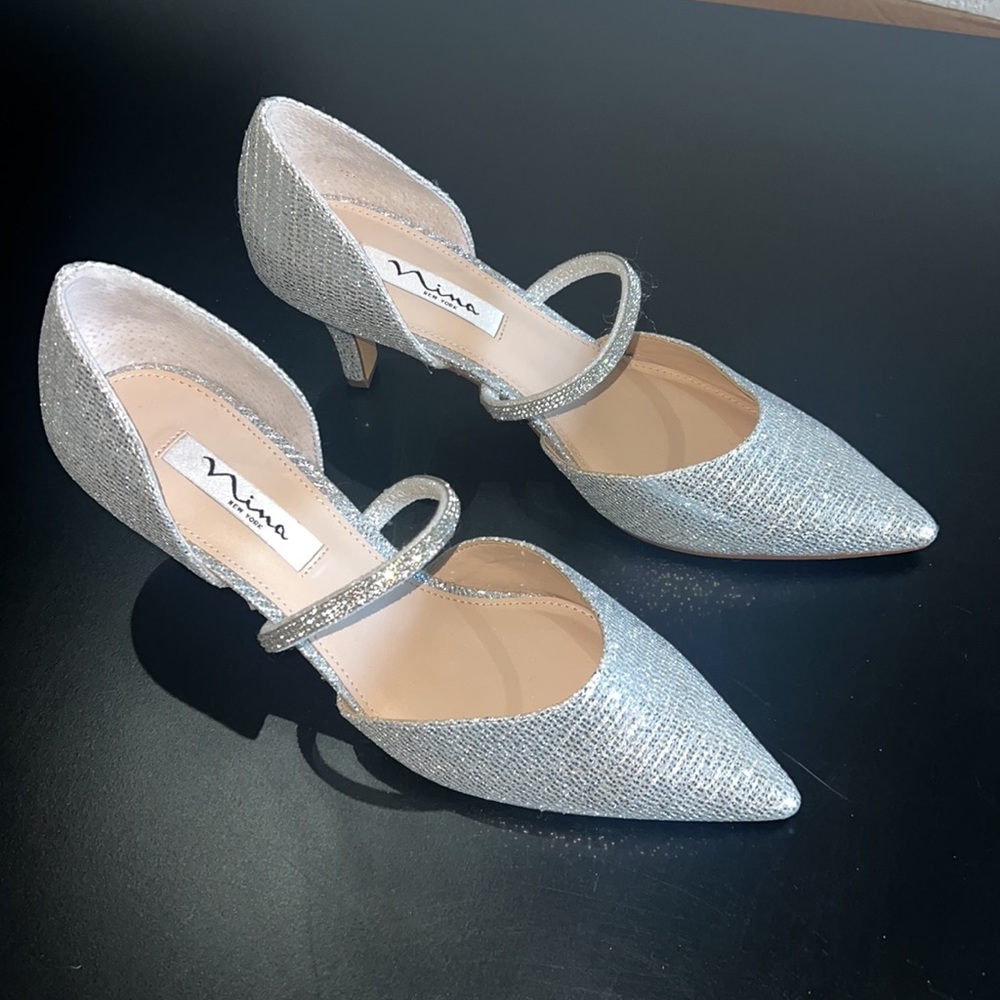NEW NINA SILVER SHIMMER BRYSTOL D'ORSAY DRESS PUMP SIZE 9 - Picture 2 of 15